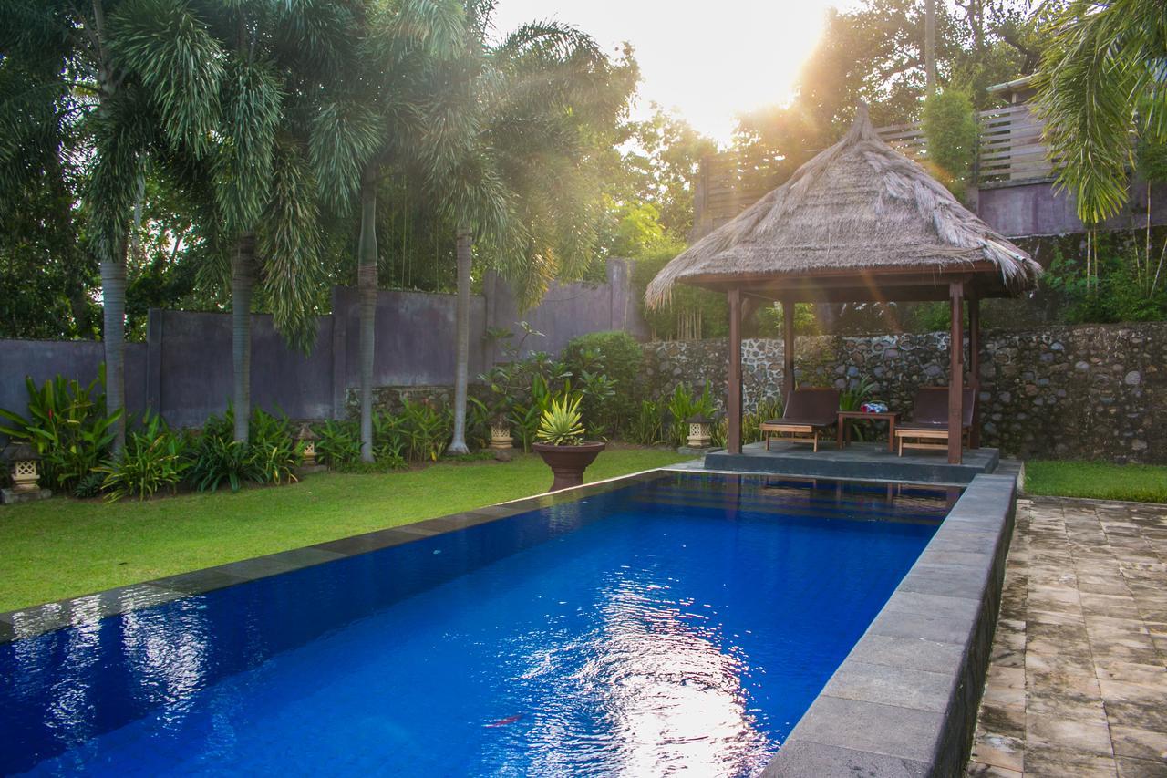 Imaj Private Villas Senggigi Exterior photo